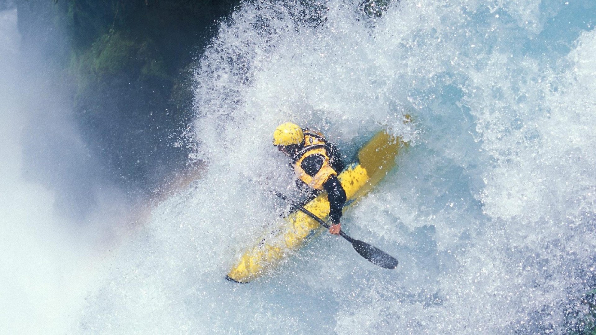 赛道与球场的双重奏，F1揭幕战与热火战术的压制艺术