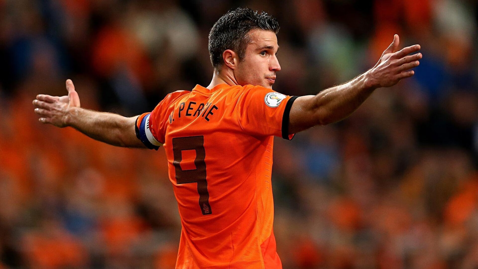 德甲争冠夜奇观,内马尔防守端锁死对手,巴黎巨星如何改写战术版图?