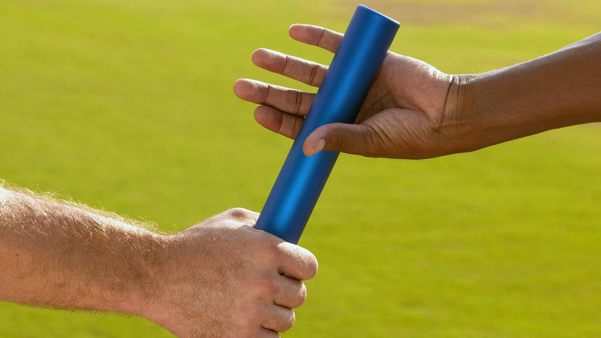 从丹麦童话到中国力量,当郑思维带队取胜遇上丹麦队翻盘德国队的启示